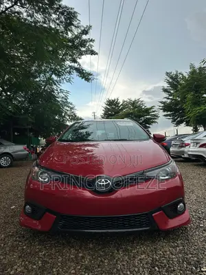 Toyota Corolla 2015 Red