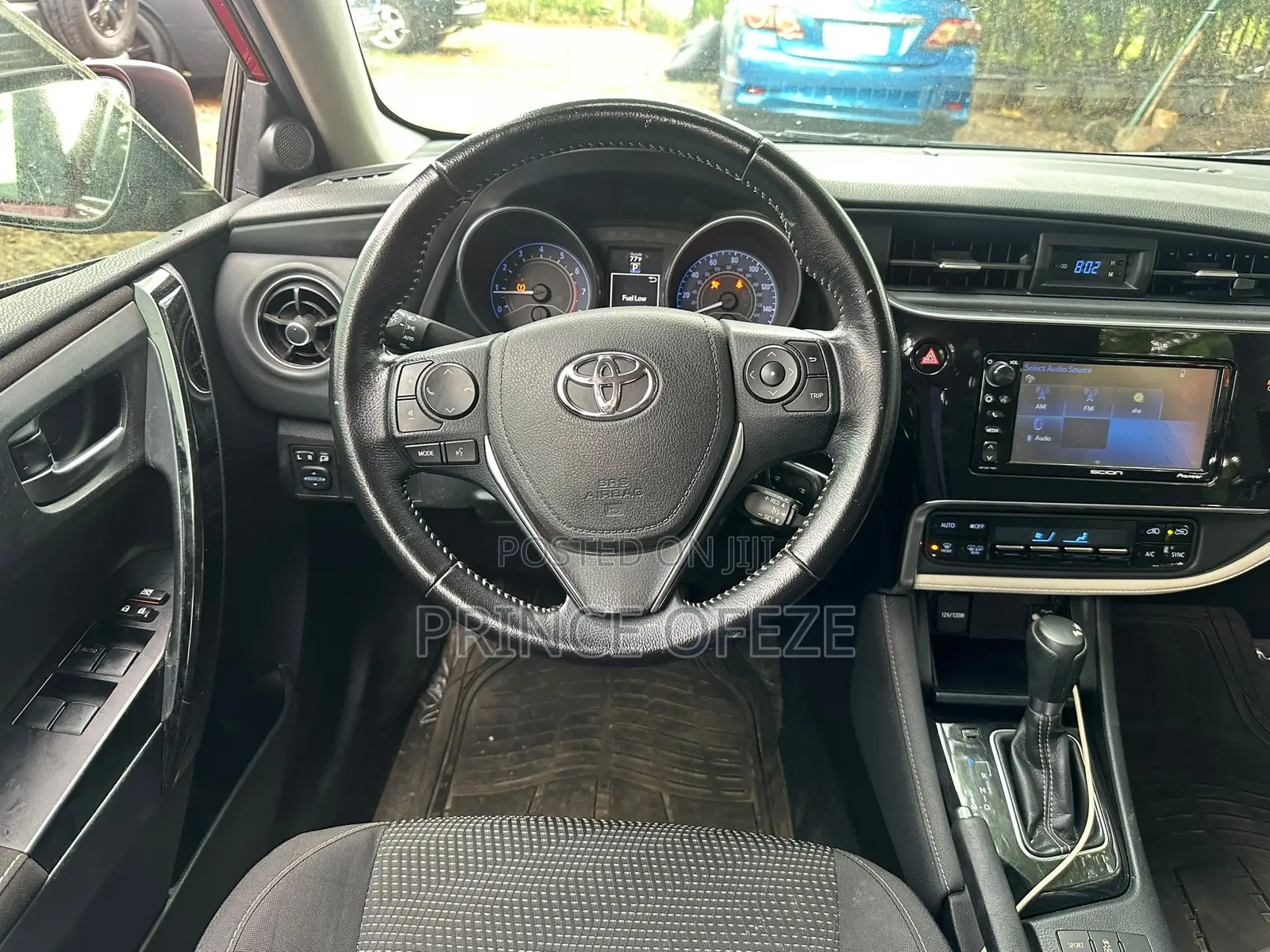Toyota Corolla 2015 Red