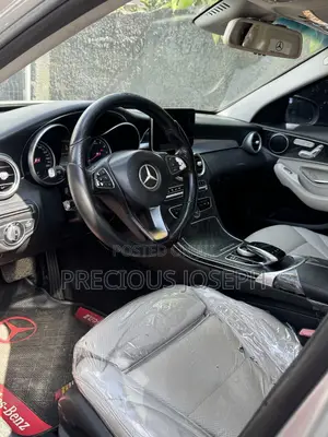 Mercedes-Benz C300 2015 Silver