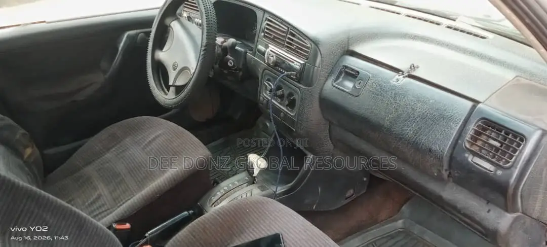 Volkswagen Golf 2000