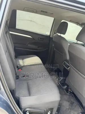 Toyota Highlander LE 4dr SUV (3.5L 6cyl 6A) 2014 Blue