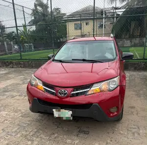 Toyota RAV4 LE 4dr SUV (2.5L 4cyl 6A) 2014 Red