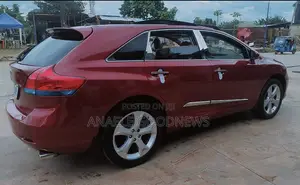 Toyota Venza 2011 Red