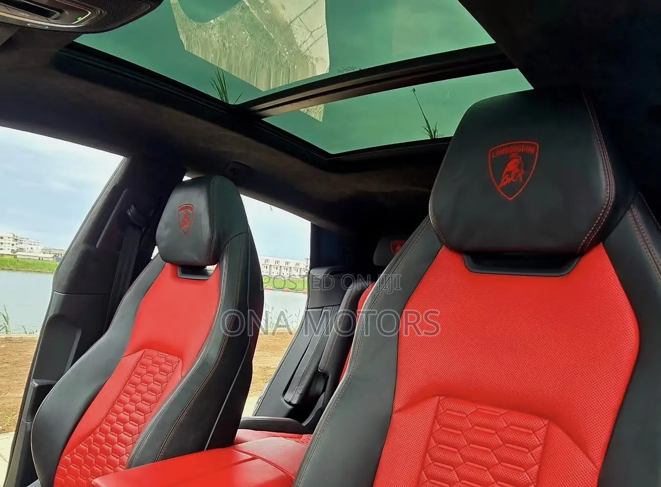 Lamborghini Urus 2021 Black
