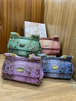 Luxury Stylish Bamboo Handle Handbag for Ladies