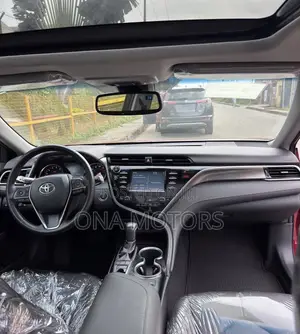 Toyota Camry XSE V6 FWD (3.5L 6cyl 8AM) 2018 Red
