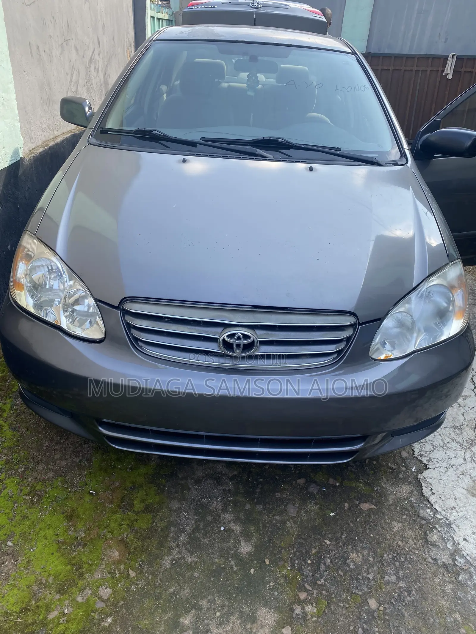 Toyota Corolla LE 2004 Beige