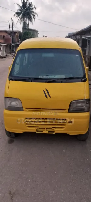 Mini Mini 2020 Yellow