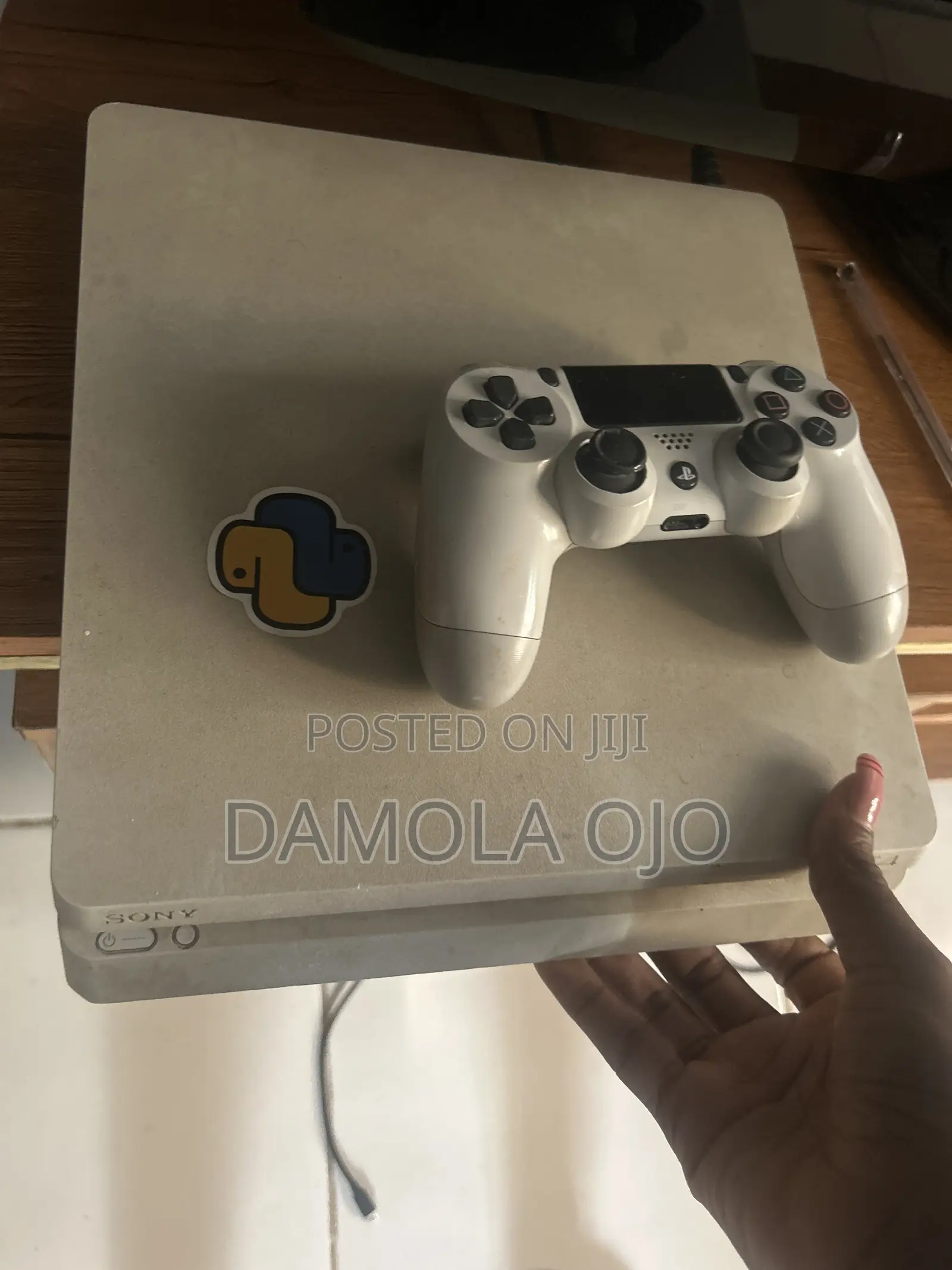 Play Station