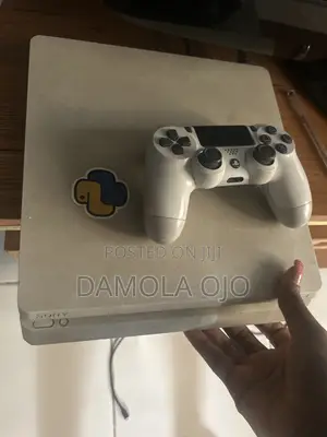 Play Station