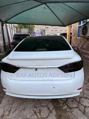 Lexus ES 2014 White