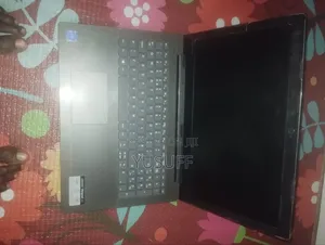 Laptop Lenovo IdeaPad 130 4GB Intel Celeron HDD+SSD 1T