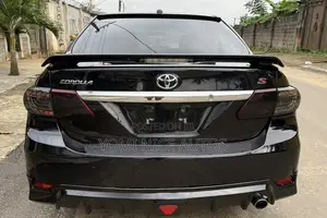Toyota Corolla 2012 Black