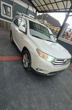 Toyota Highlander 2013 White