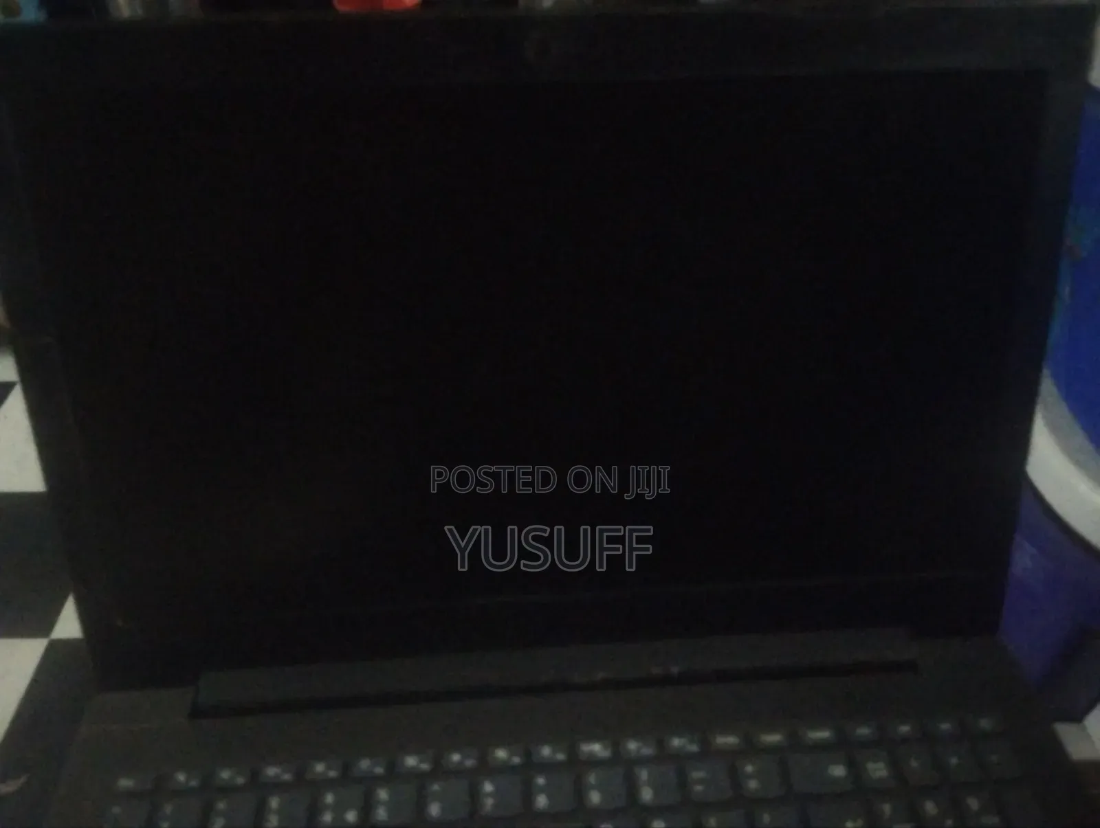 Laptop Lenovo IdeaPad 130 4GB Intel Celeron HDD+SSD 1T