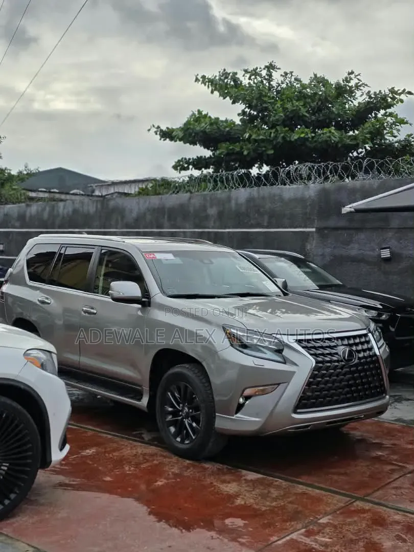 Lexus GX 2023 Gray