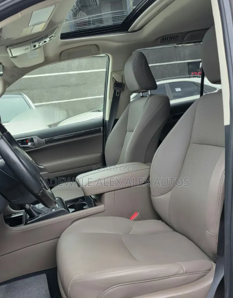 Lexus GX 2023 Gray