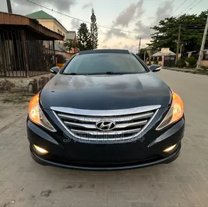 Hyundai Sonata Limited 4dr Sedan (2.4L 4cyl 6A) 2014 Blue