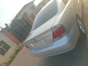 Toyota Camry 2004 Silver