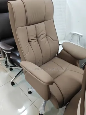 Executive High-Back Office Boss Chair –Beige