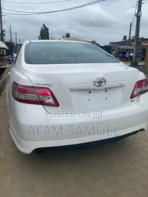 Toyota Camry 2010 White