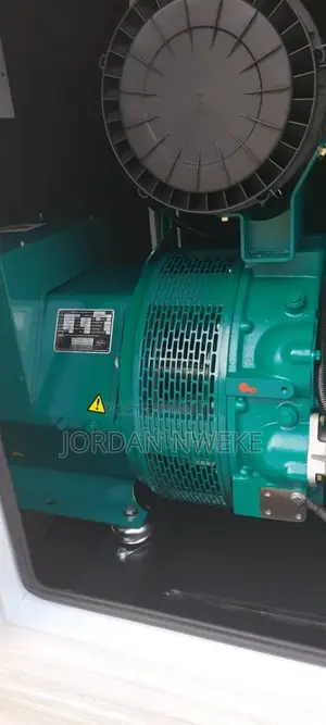 Original (400KVA)Perkins Engine England Standard