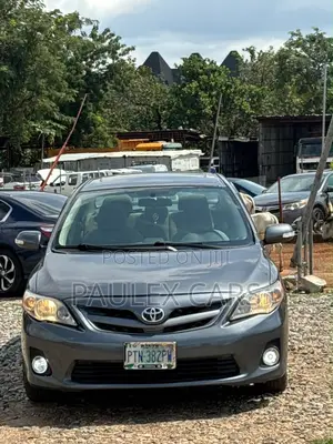 Toyota Corolla S 4dr Sedan (1.8L 4cyl 4A) 2012 Gray
