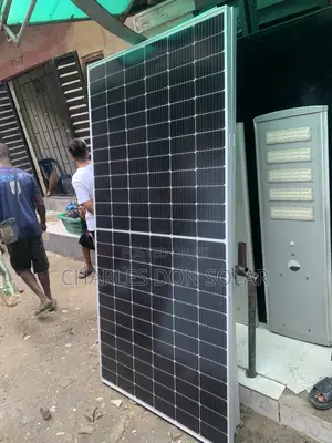 550w Jinko Solar Panel