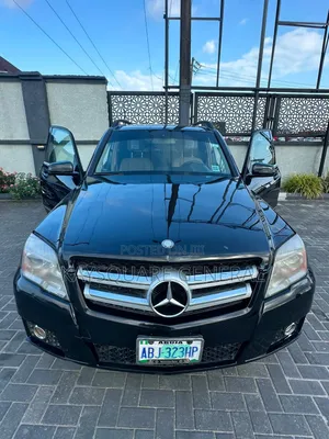 Mercedes-Benz GLK-Class 2010 Black