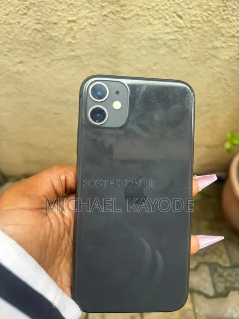 Apple iPhone 11 64 GB Black