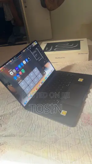 Laptop Apple MacBook Pro 2023 M3 18GB Intel Core M3 SSD 512GB
