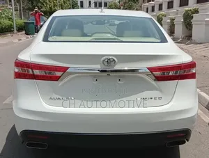 Toyota Avalon Limited 4dr Sedan (3.5L 6cyl 6A) 2014 Off white