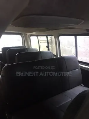 Toyota HiAce 2011 White