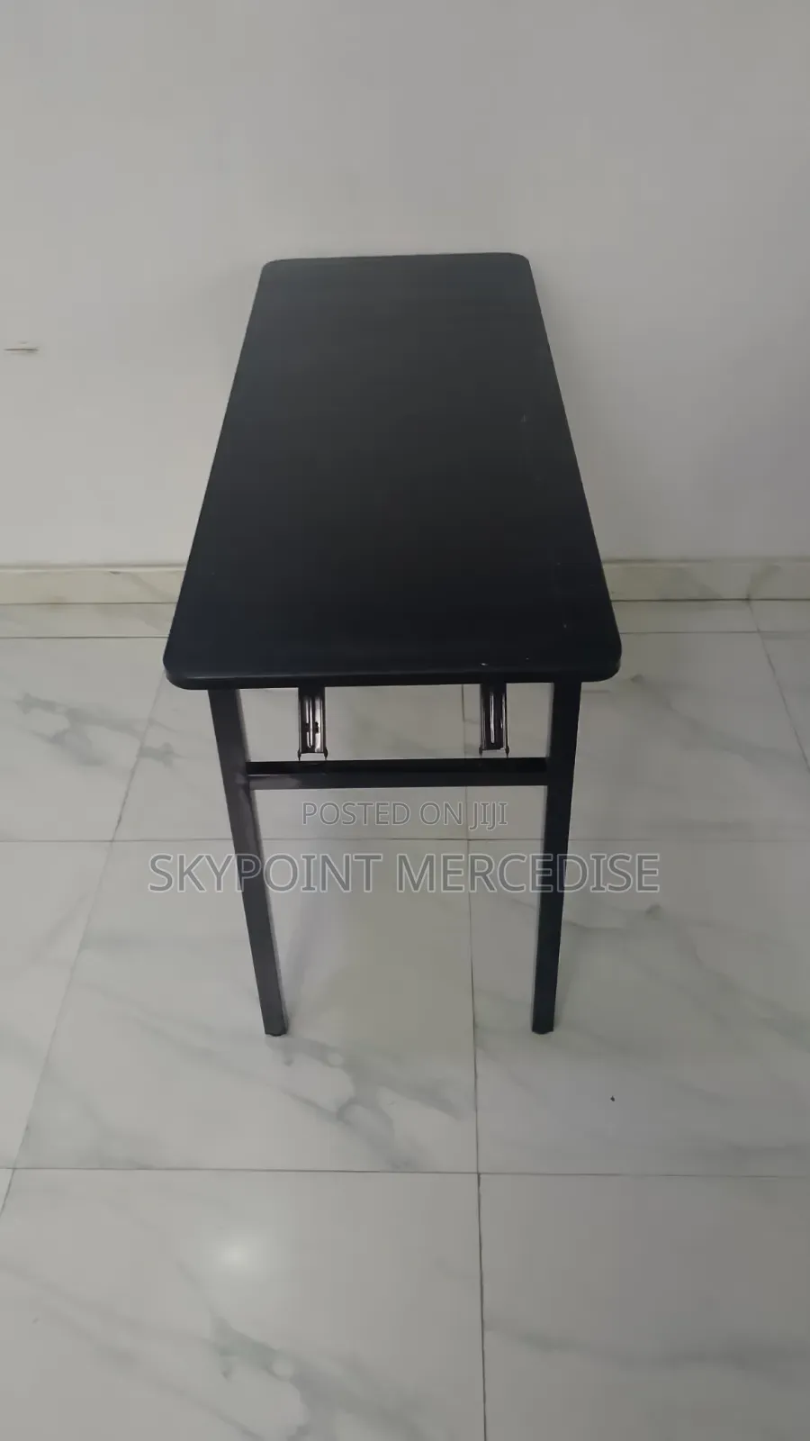 A Mobile Foldable Table
