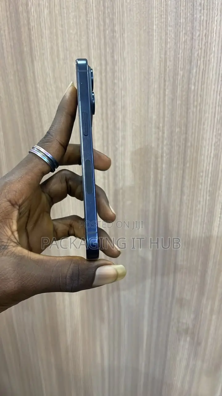 Apple iPhone 15 Pro 256 GB Blue