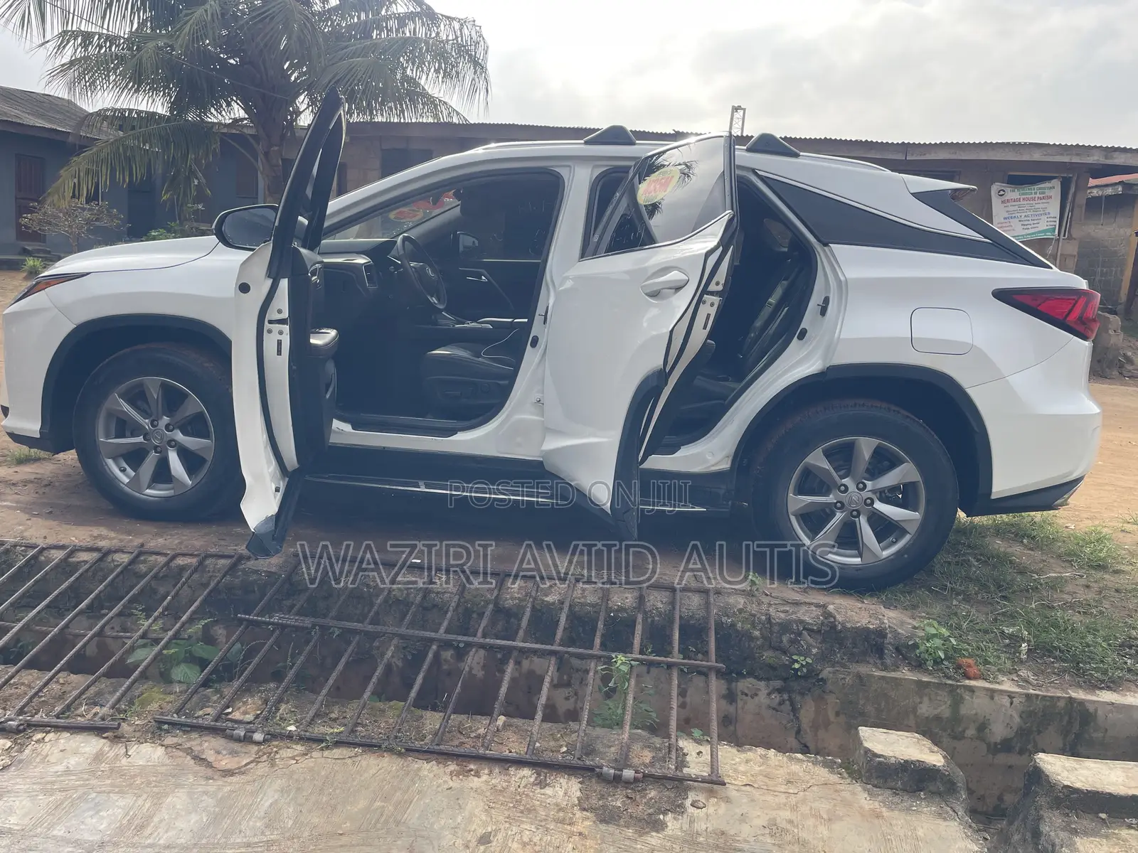 Lexus RX 350 AWD 2017 White