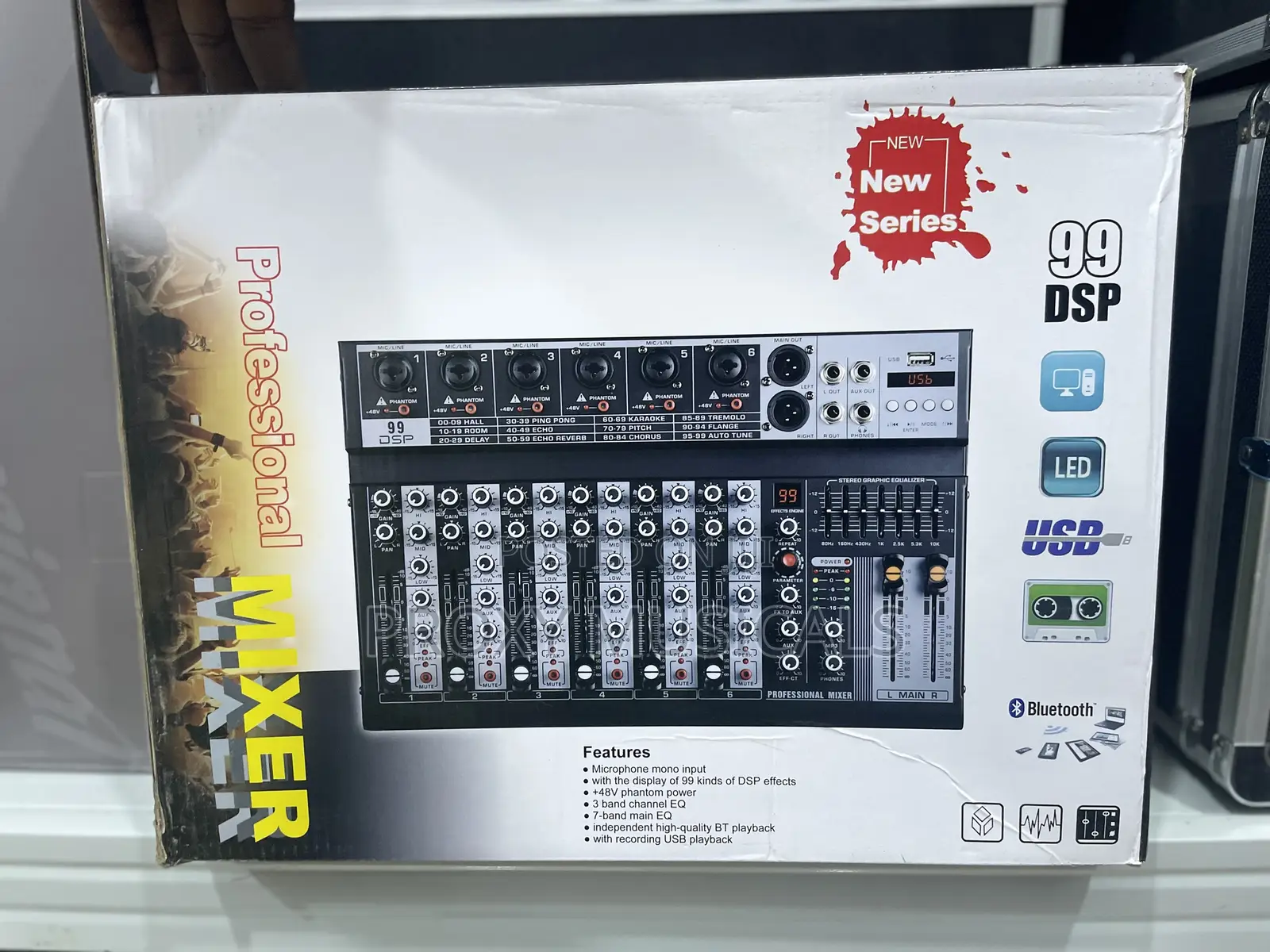 6 Channels Professional Mixer