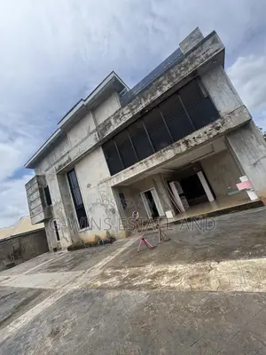 4bdrm Duplex in Ogumwenyi Community, Benin City for sale