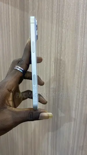 Apple iPhone 16 Plus 128 GB White