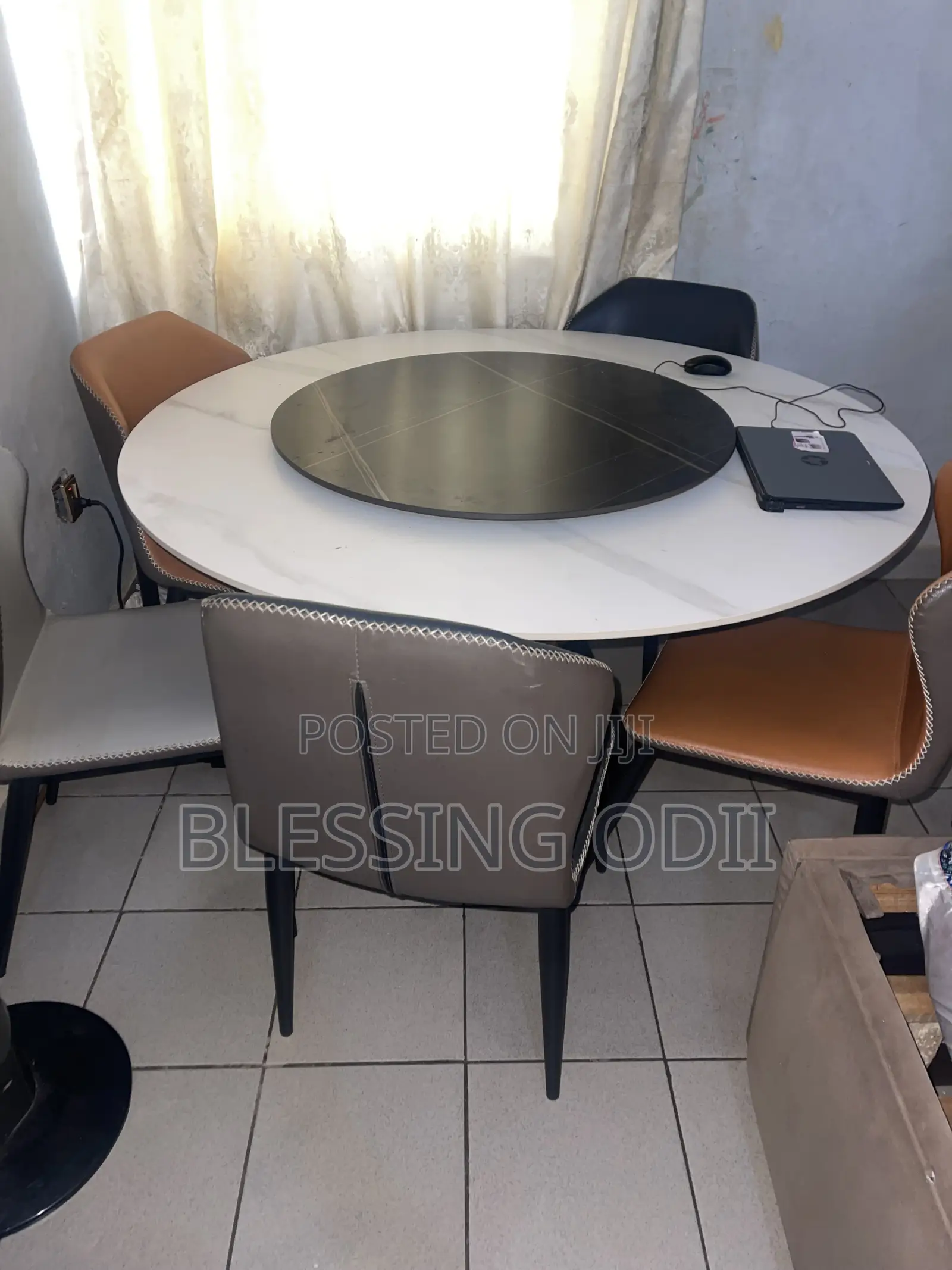 6 Seater’s Double Foreign Mable Dinning Set 3 Months Use
