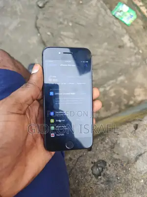 New Apple iPhone 8 64 GB Gray