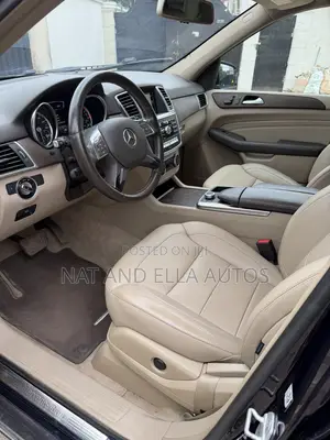 Mercedes-Benz M Class ML350 4dr SUV (3.5L 6cyl 7A) 2015 Blue