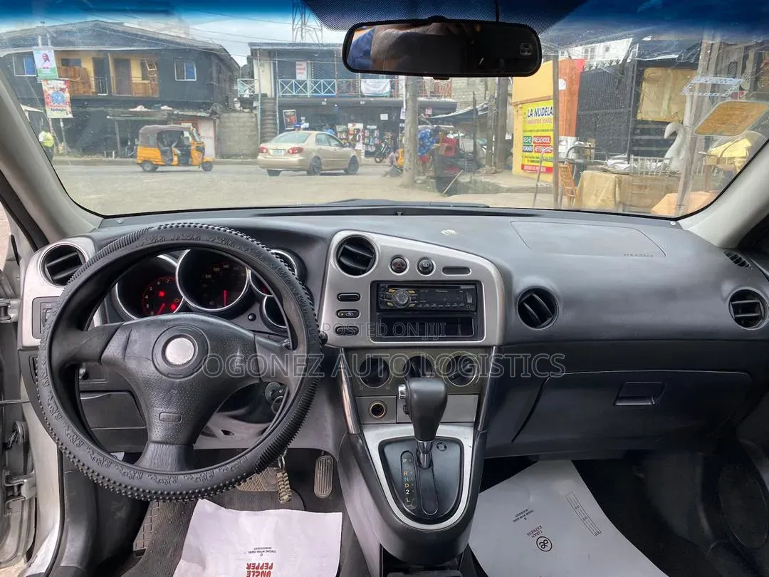 Toyota Matrix 2004 Silver