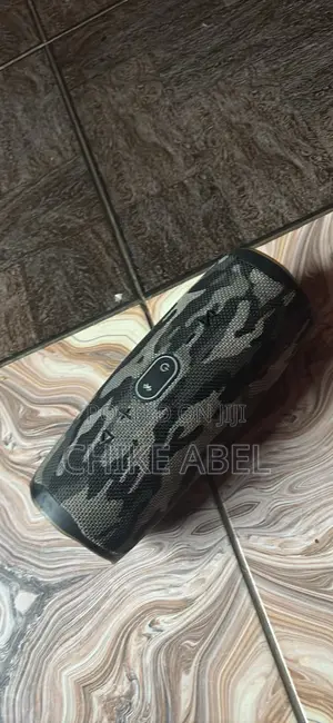 JBL Charge 4