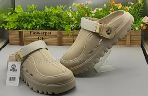 Chunky Sole Clogs/Crocs