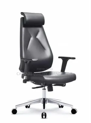 Quality Executive High Back Leather Swivel Office Chair