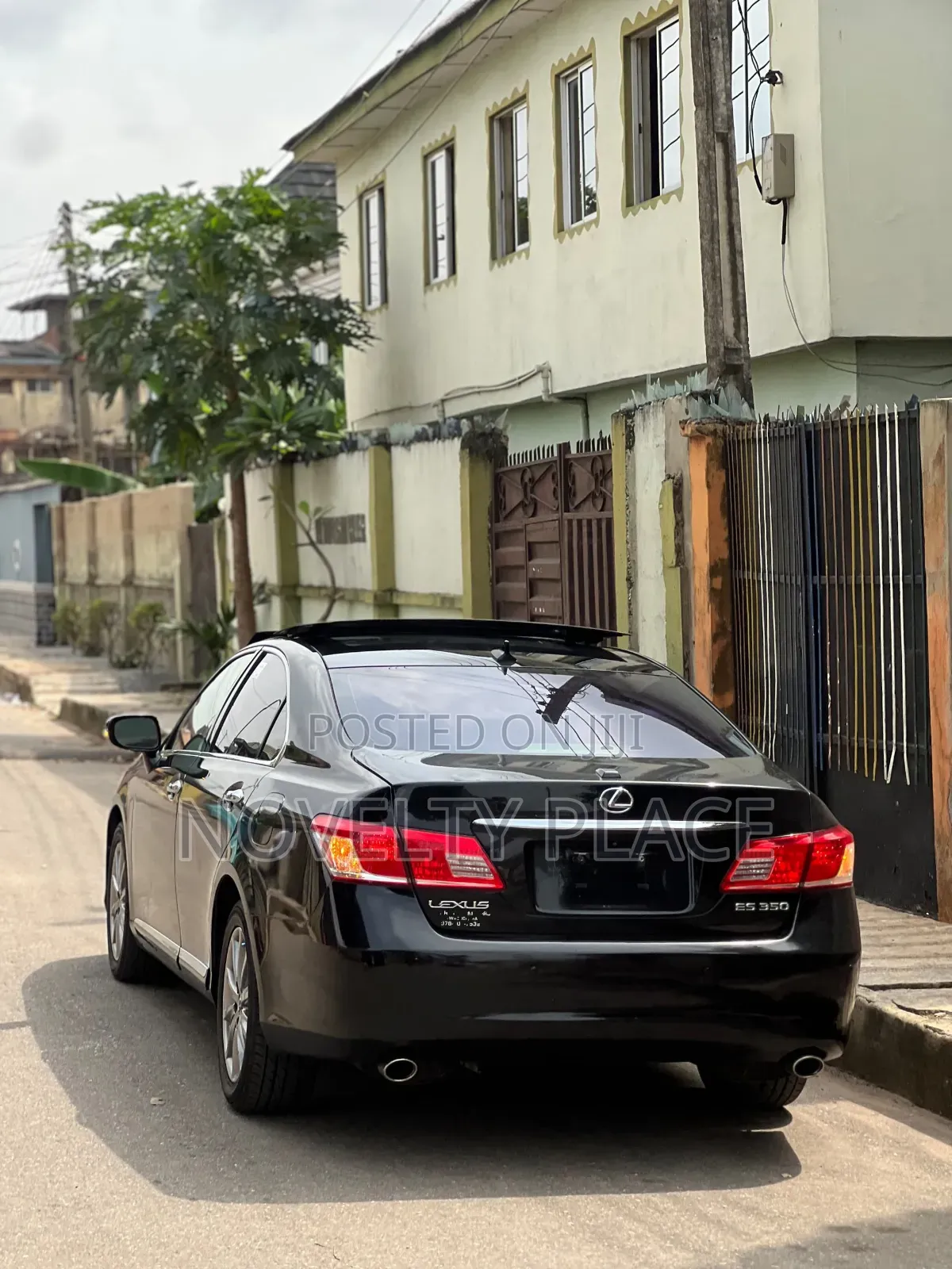 Lexus ES 350 2011 Black