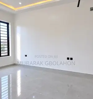 2bdrm Apartment in Lekki for sale