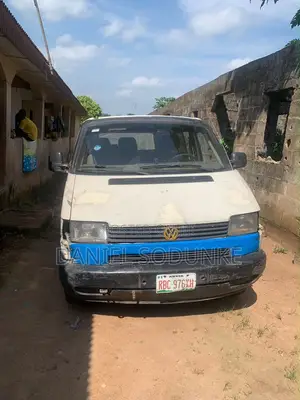 Volkswagen Transporter 2020 White