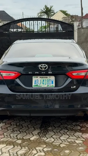 Toyota Camry L FWD (2.5L 4cyl 8AM) 2018 Black